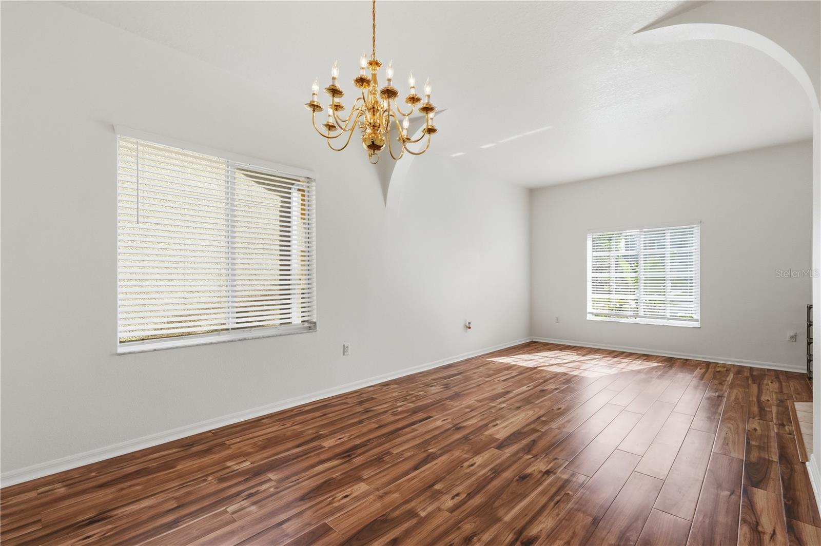 EASTLAKE OAKS PH 4 - Residential