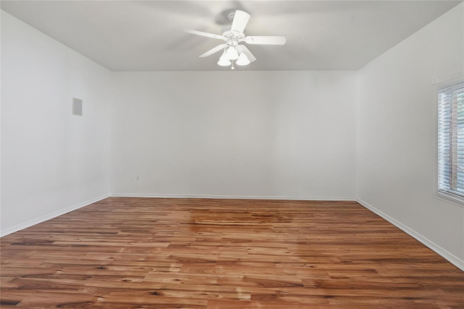 EASTLAKE OAKS PH 4 - Residential