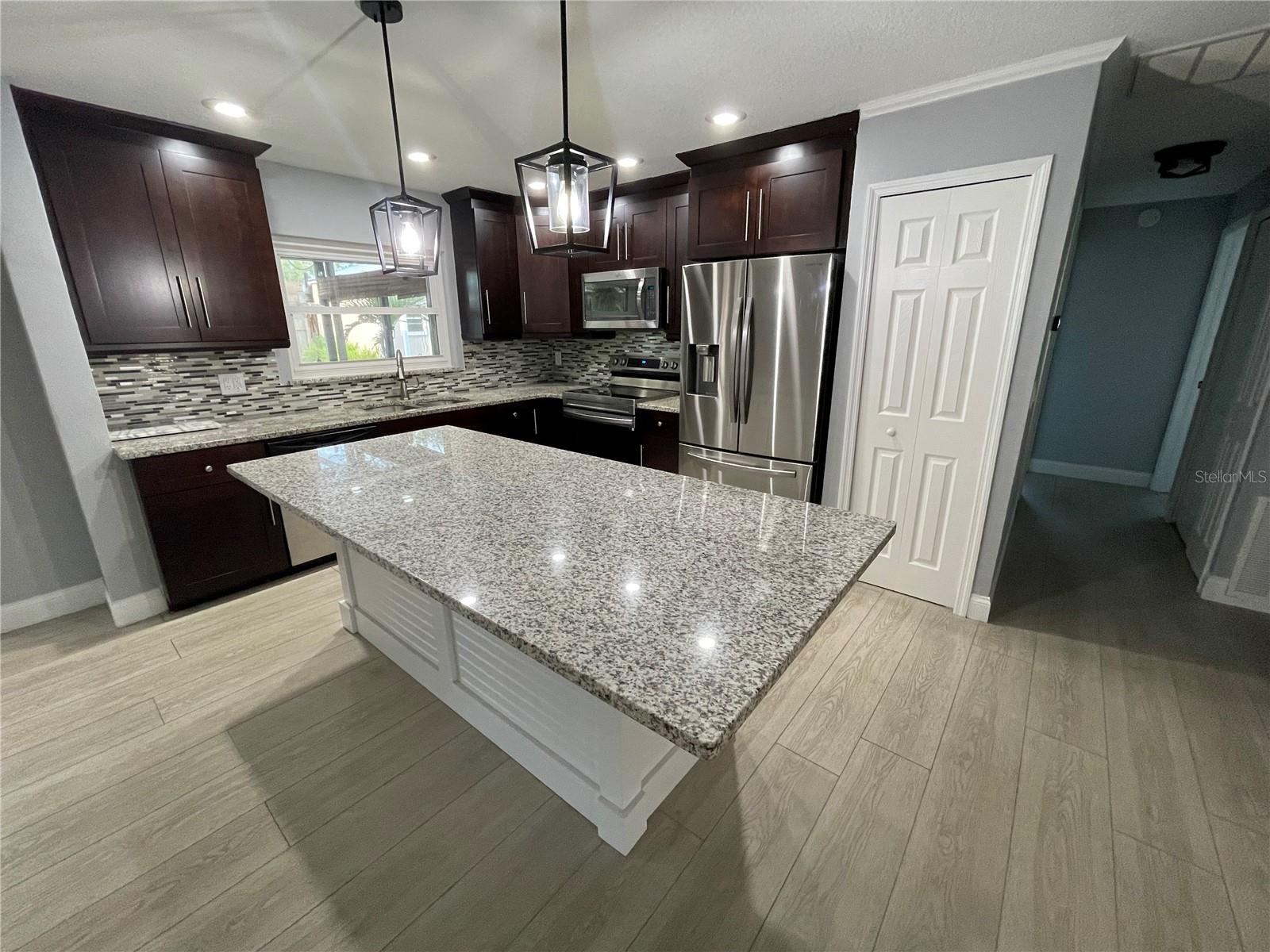 1613 E SANDPIPER TRAIL