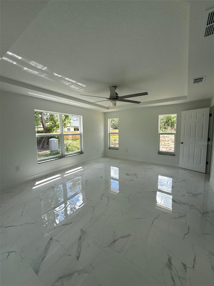 MARION OAKS UN 09 - Residential