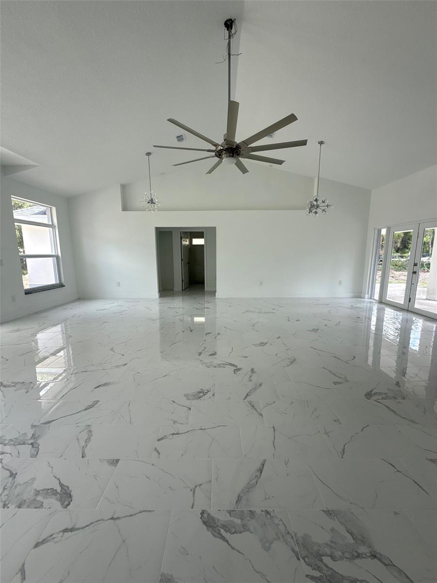 MARION OAKS UN 09 - Residential