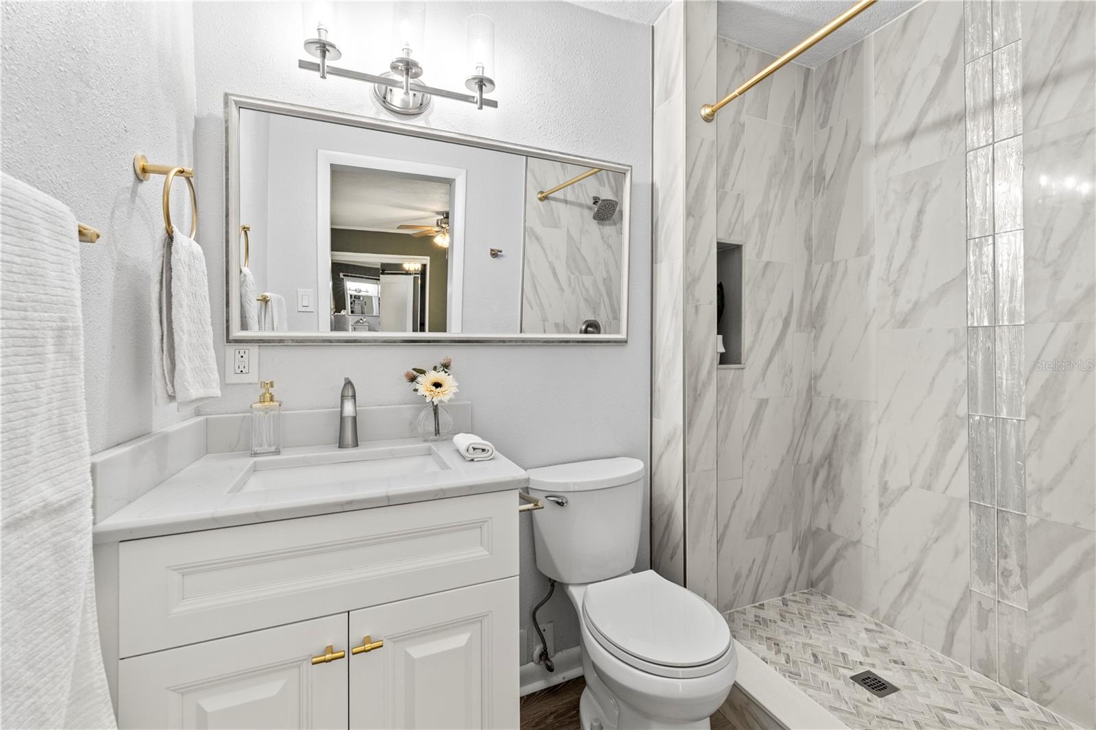 LOWRY LANE SUB - Residential