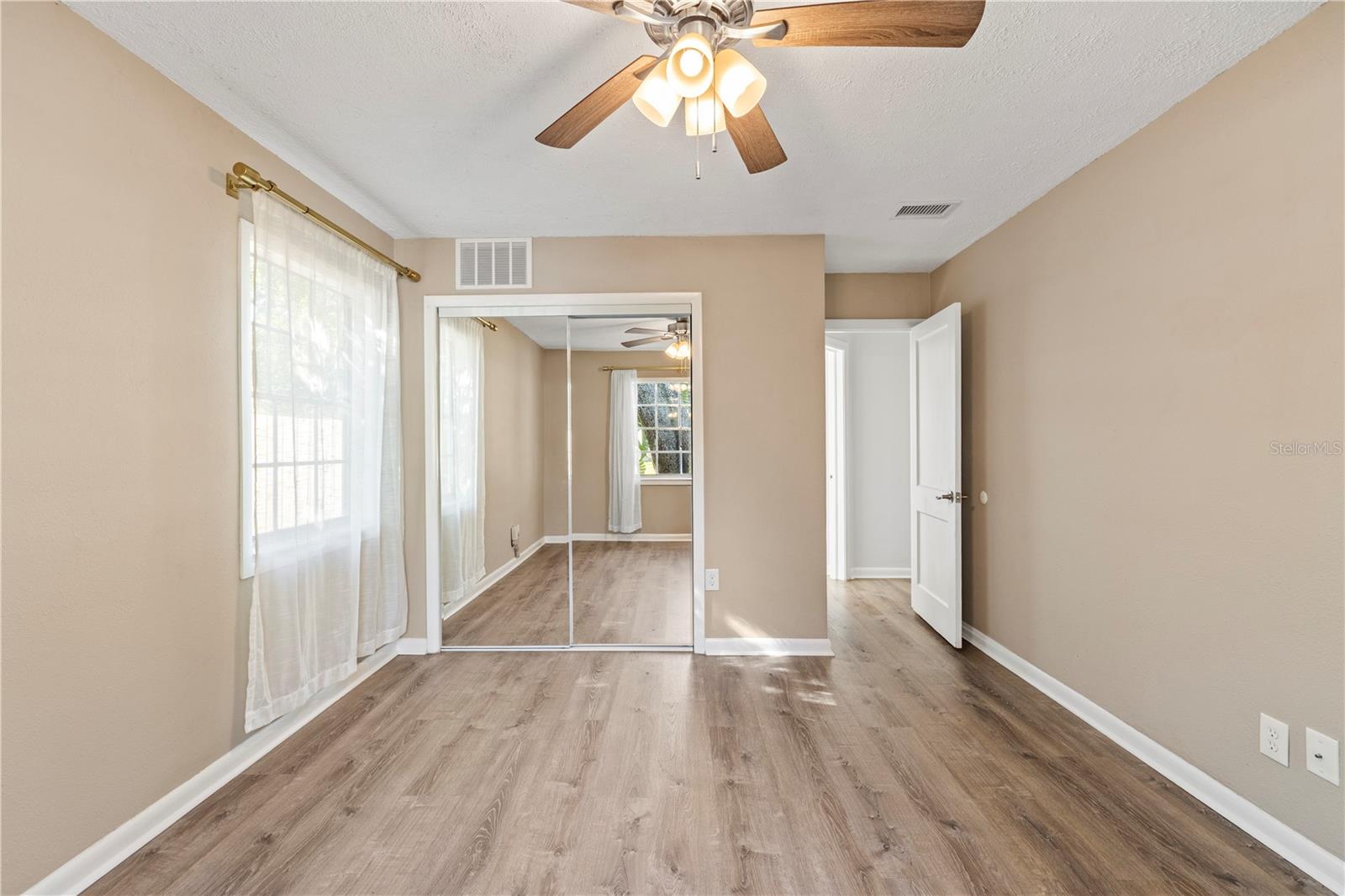 LOWRY LANE SUB - Residential