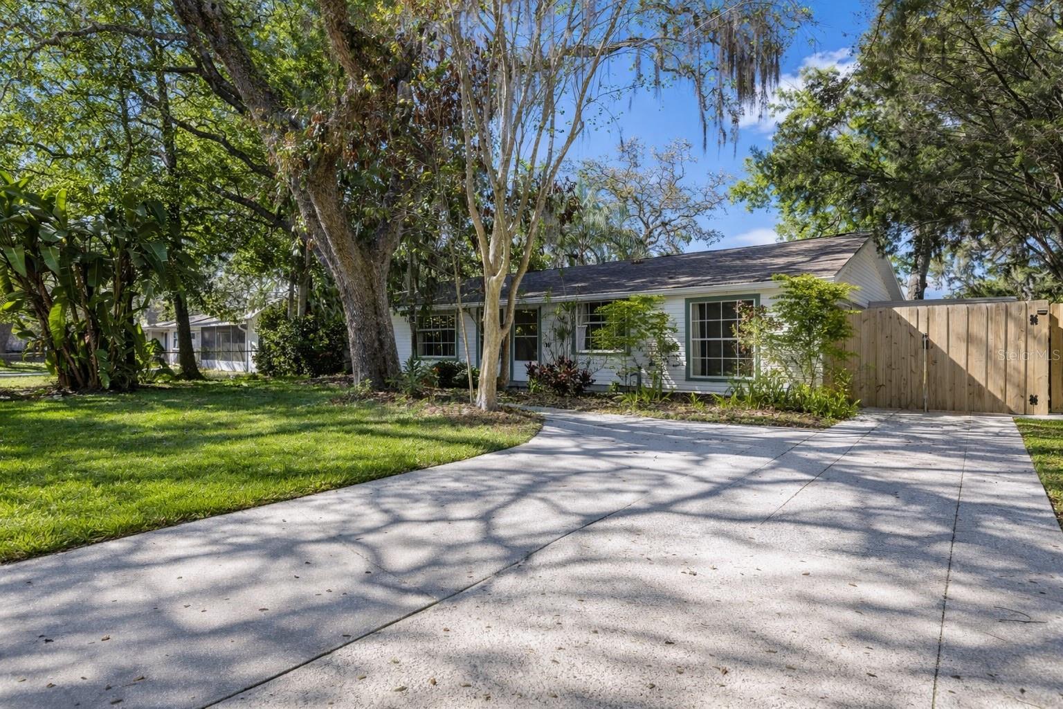 LOWRY LANE SUB - Residential