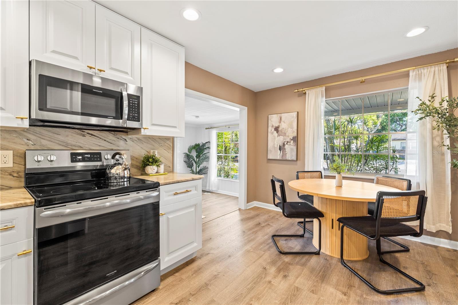 LOWRY LANE SUB - Residential