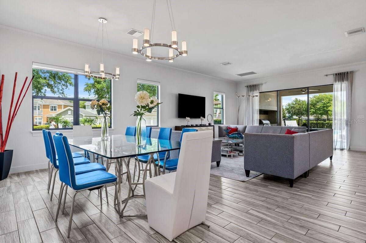7423 SPARKLING COURT