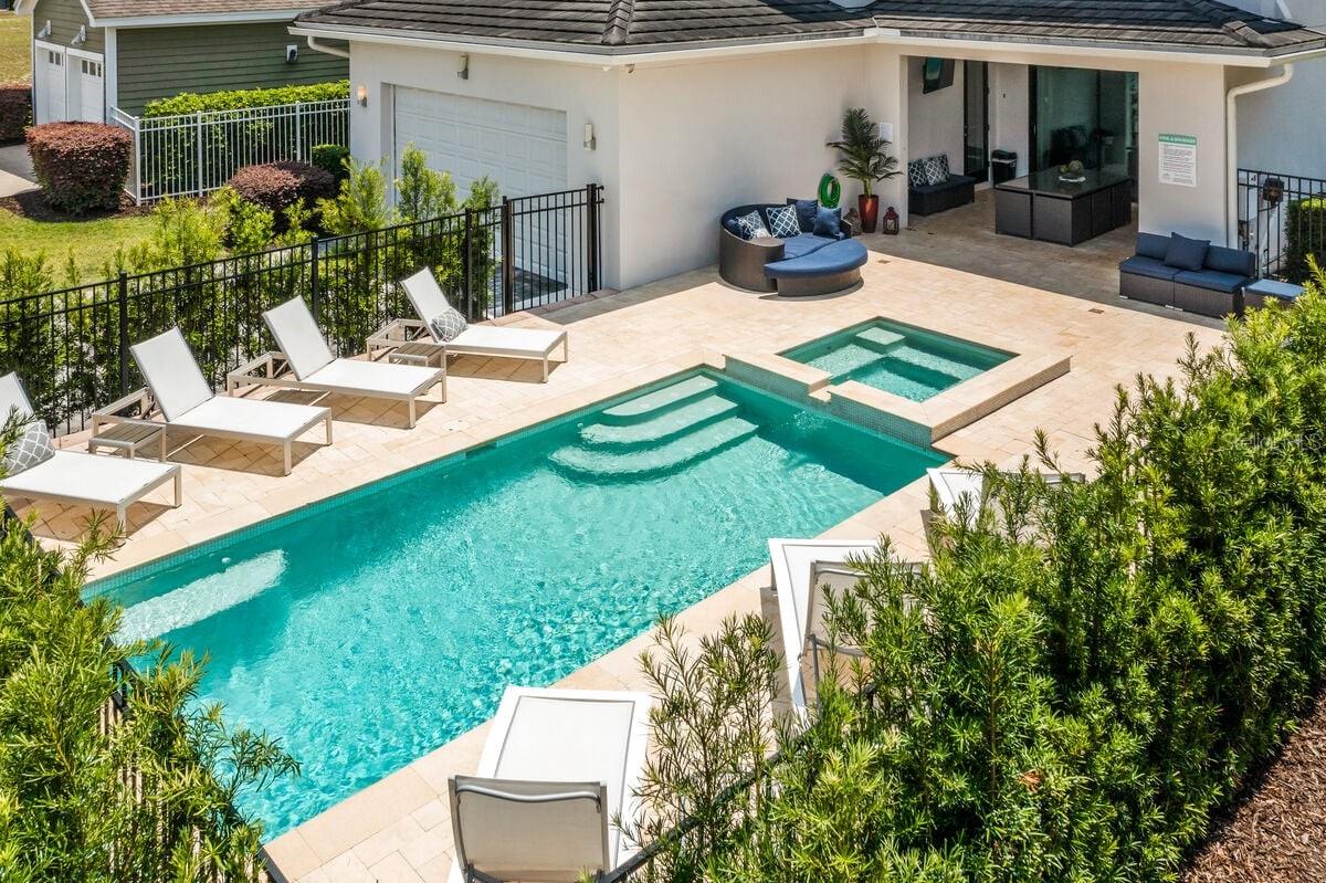7423 SPARKLING COURT