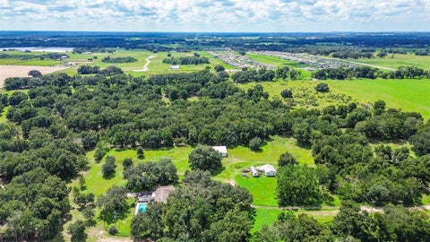 Photo of 11327 Carter Grove Lane, Thonotosassa, FL 33592 (MLS # TB8545827)