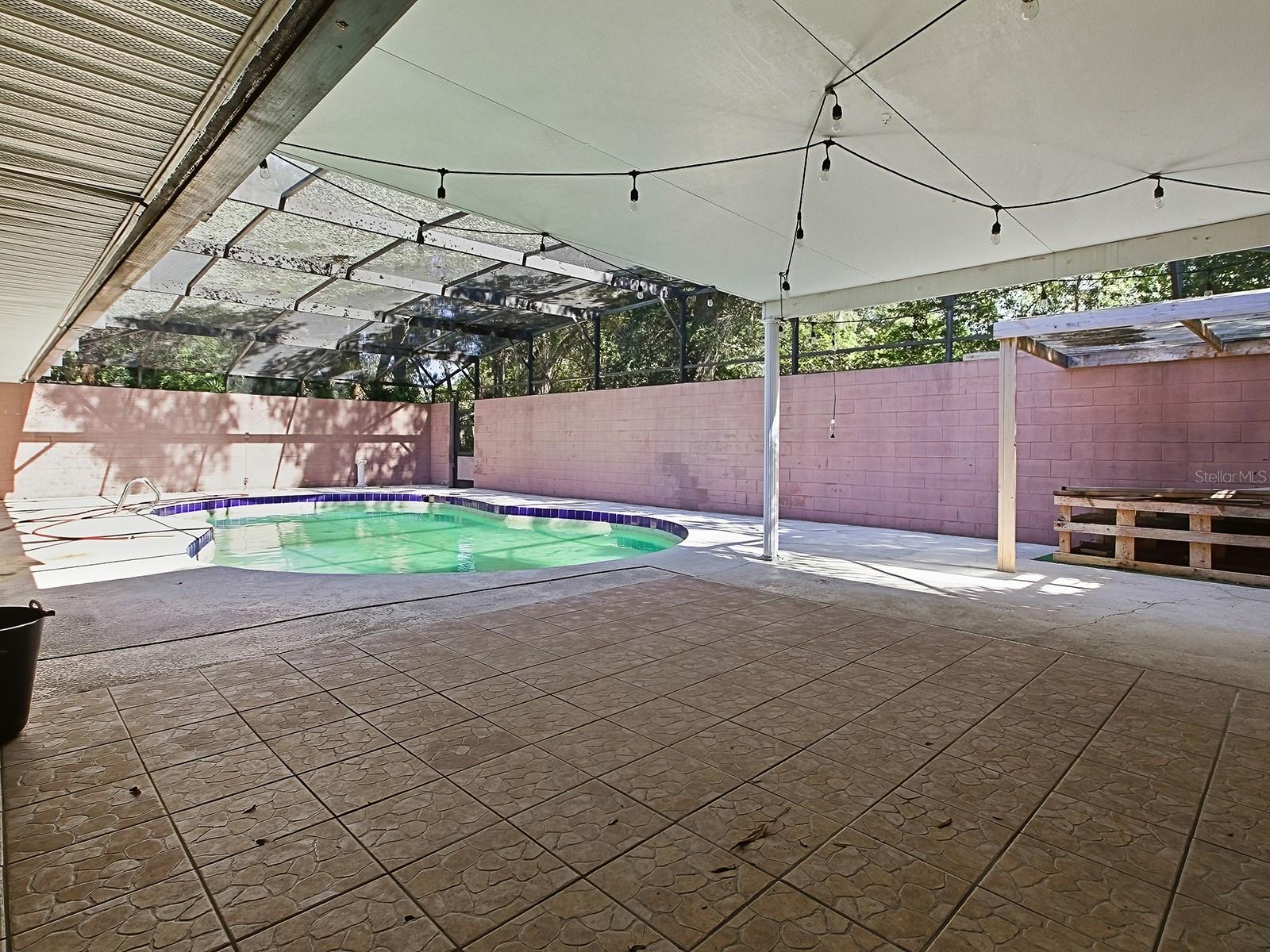 DEVONSHIRE - Residential