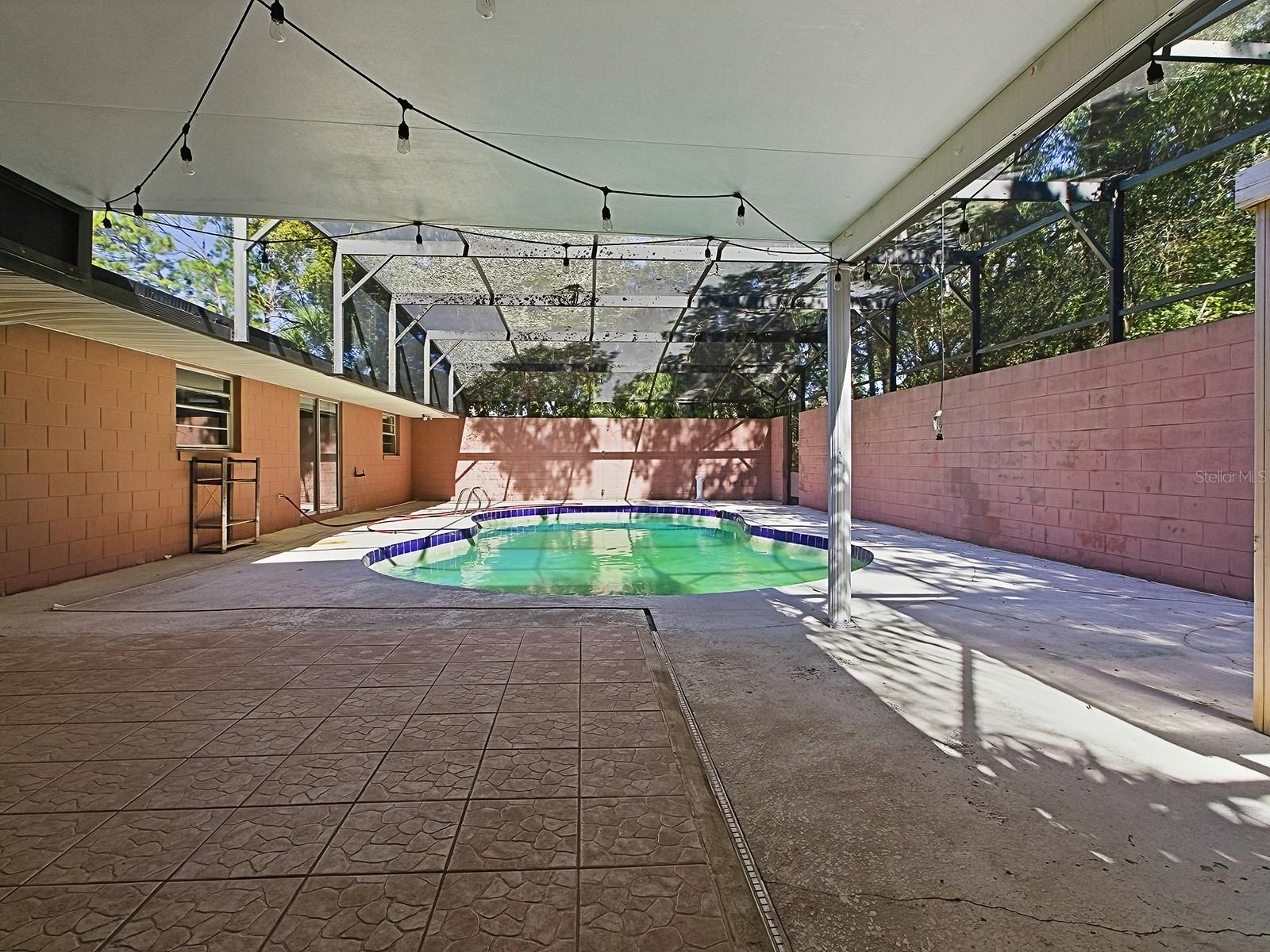 DEVONSHIRE - Residential