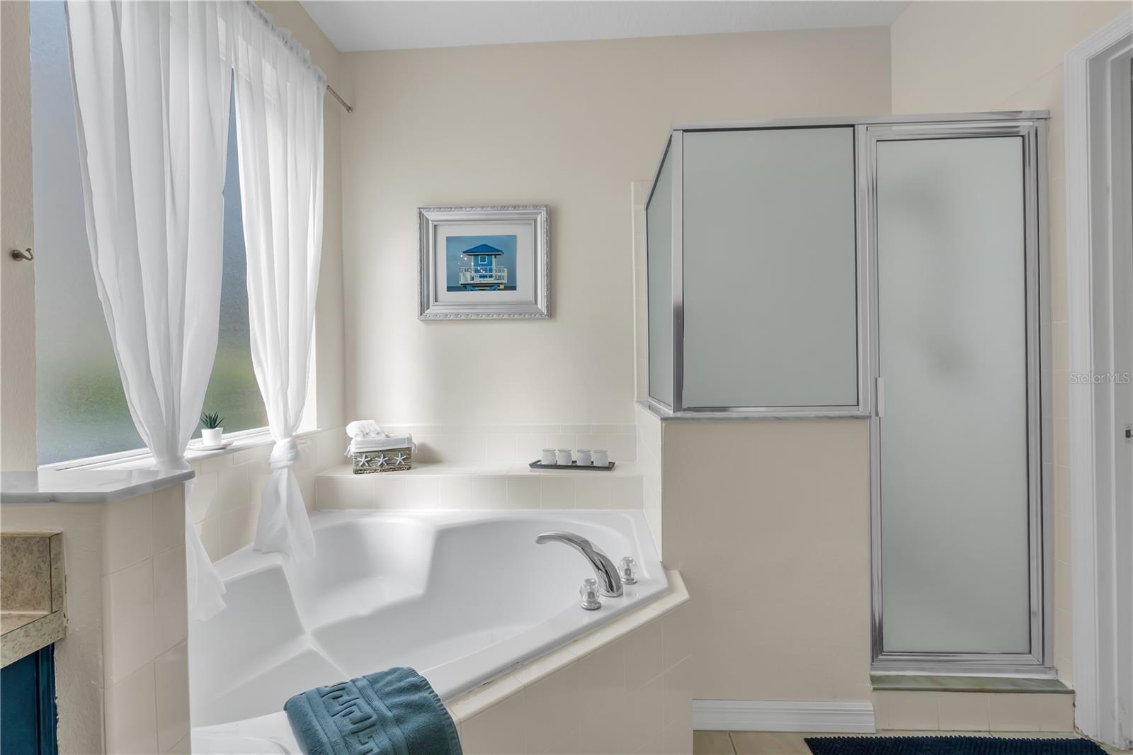 EMERALD ISL RSRT PH5A - Residential