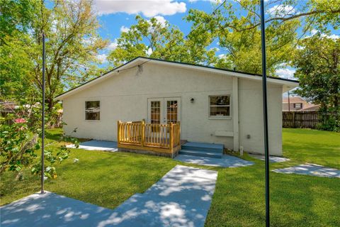 A home in TAMPA