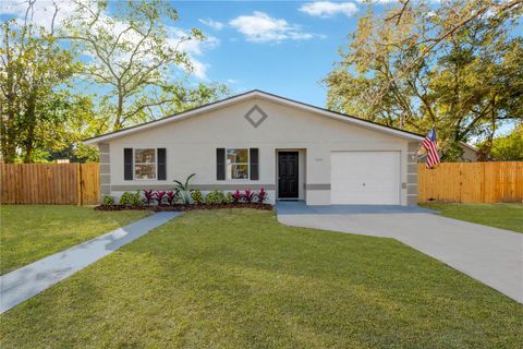 A home in TAMPA