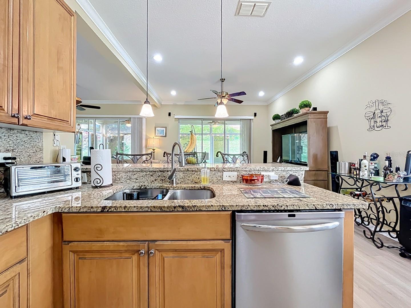 SUMMIT GREENS - Residential
