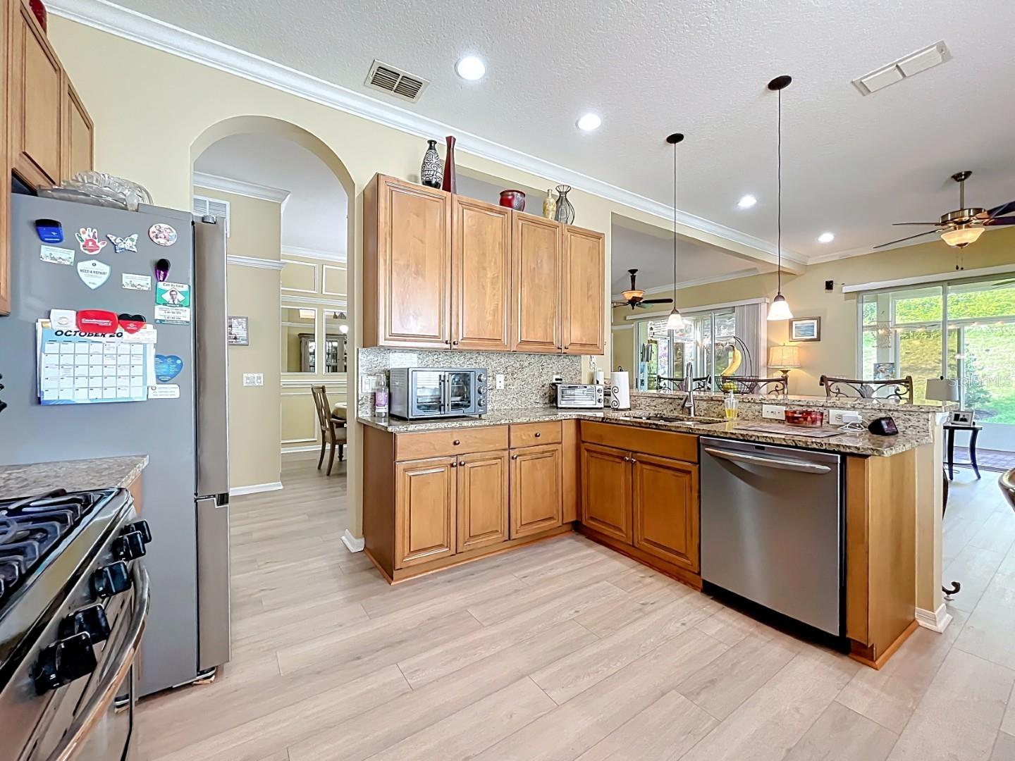 SUMMIT GREENS - Residential