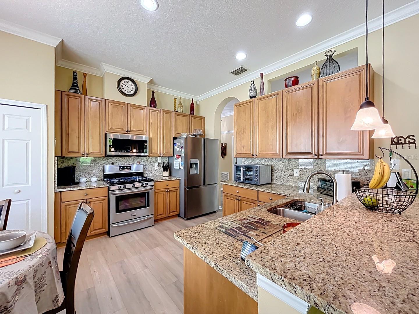 SUMMIT GREENS - Residential