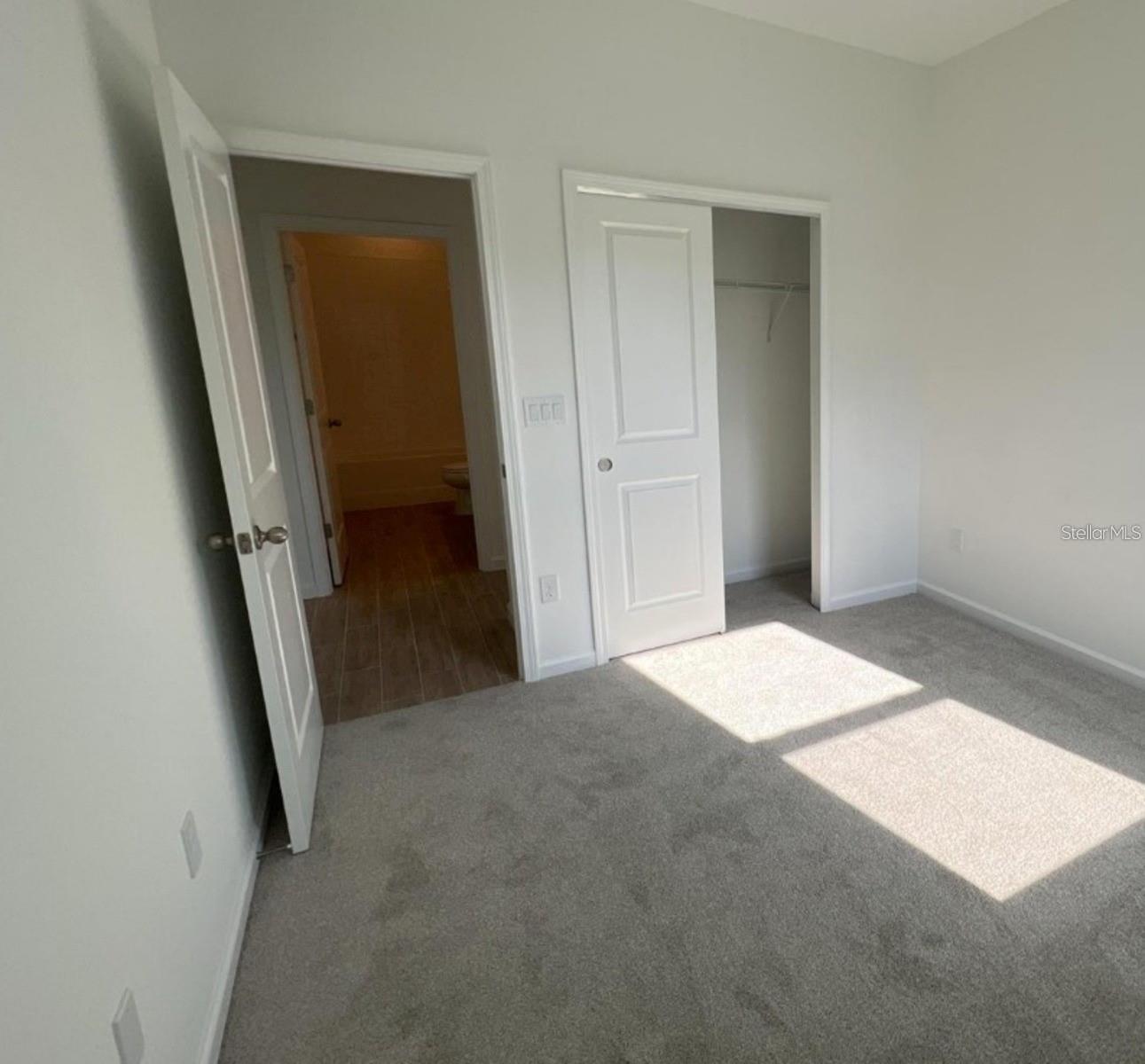 HARTWOOD LNDG - Residential Lease