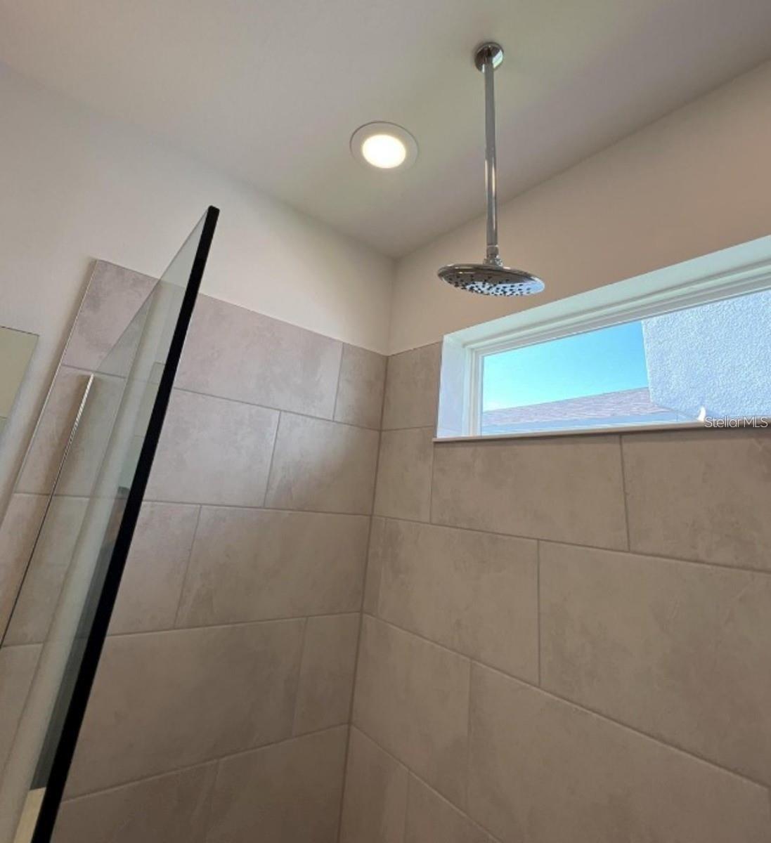 HARTWOOD LNDG - Residential Lease