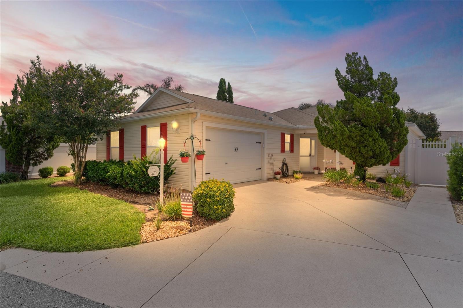 401 CALHOUN COURT