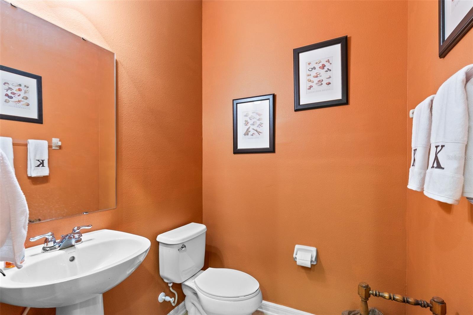 OASIS COVE 2 AT LAKESIDE VILLAGE CONDO PH 1 - Residential