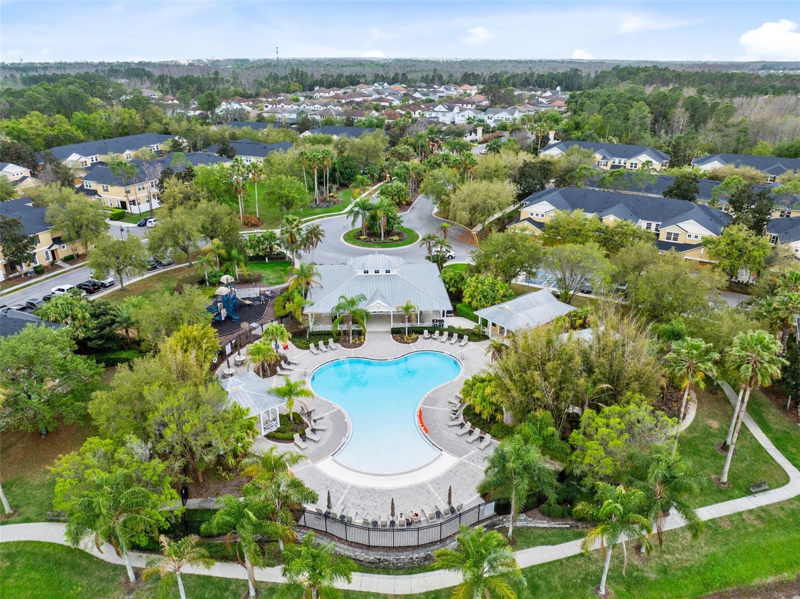 OASIS COVE 2 AT LAKESIDE VILLAGE CONDO PH 1 - Residential