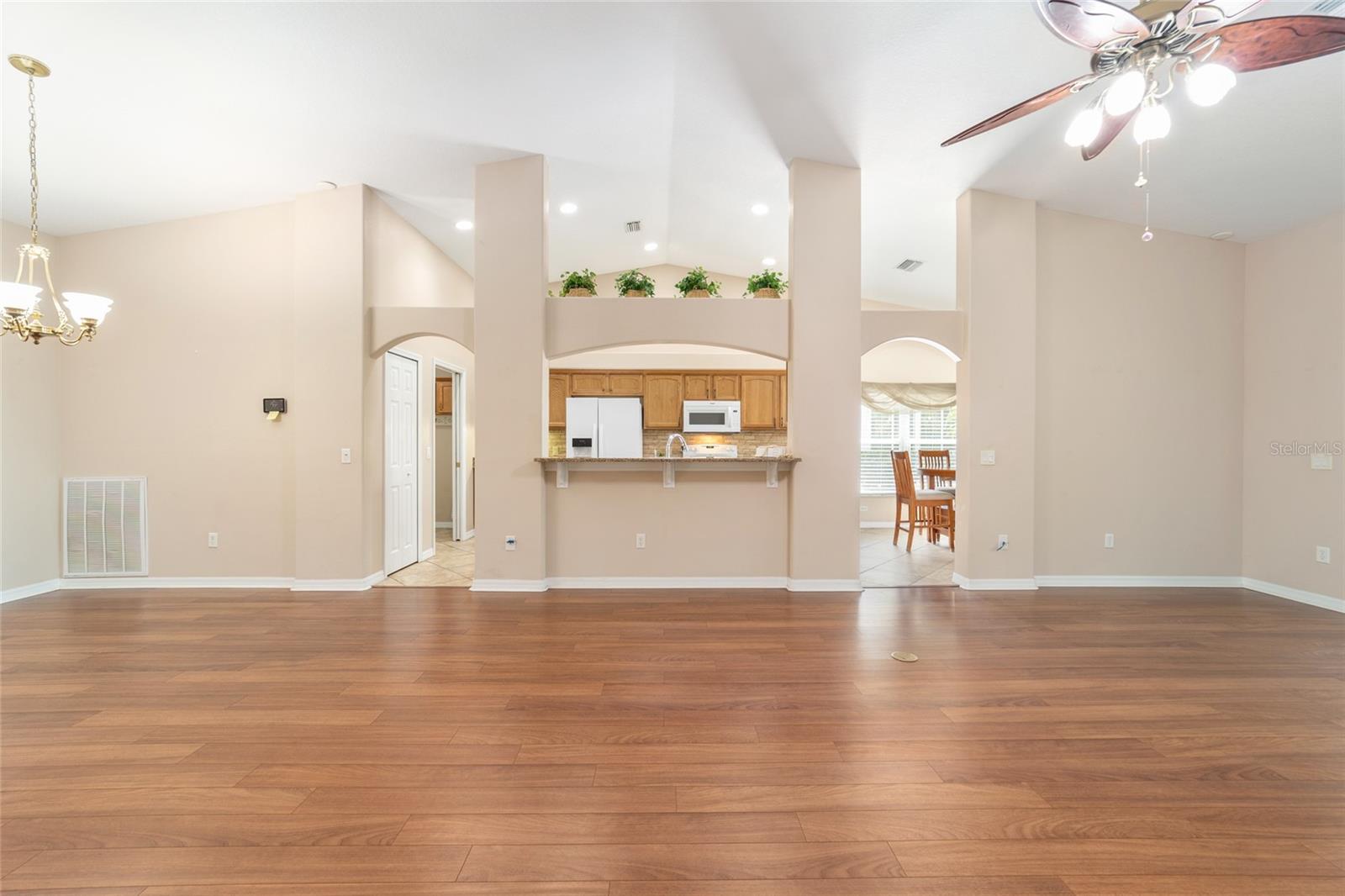 SUMMERGLEN PH 05 - Residential