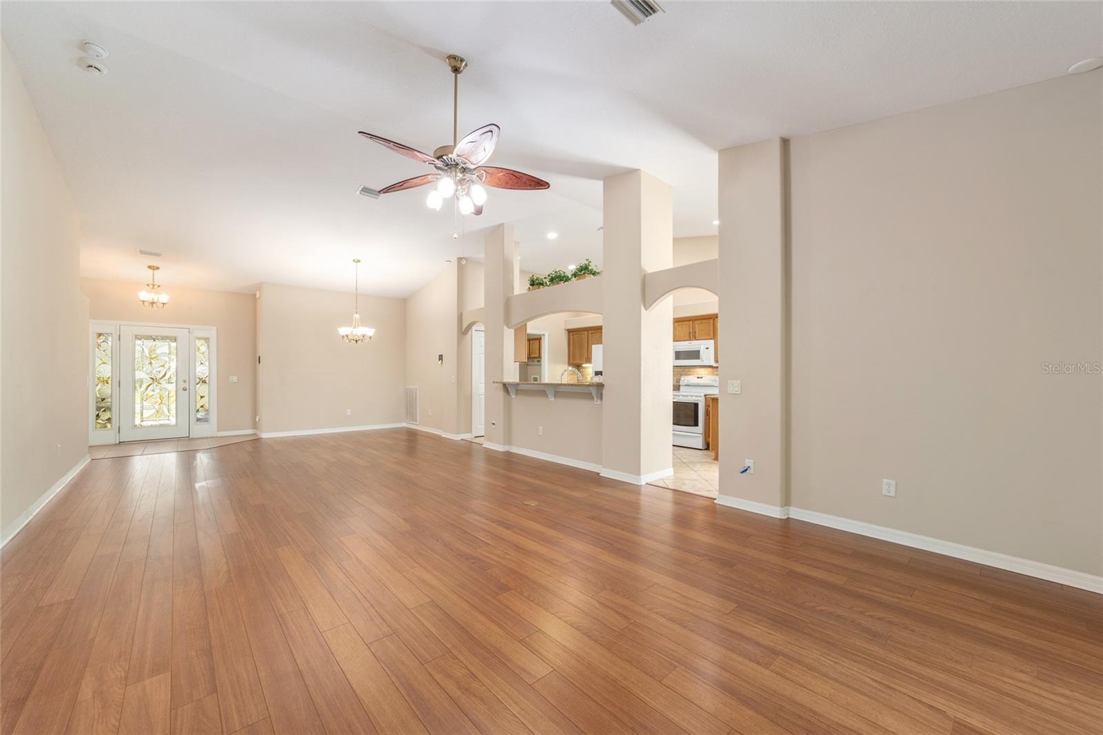 SUMMERGLEN PH 05 - Residential