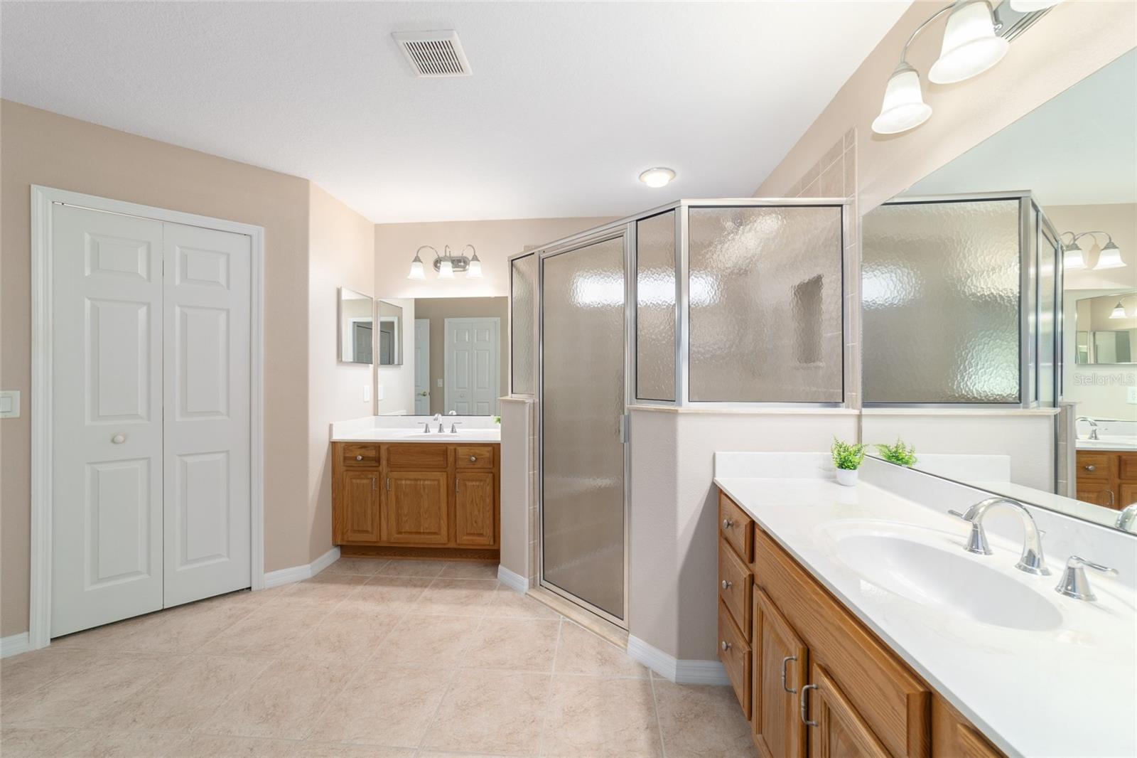 SUMMERGLEN PH 05 - Residential