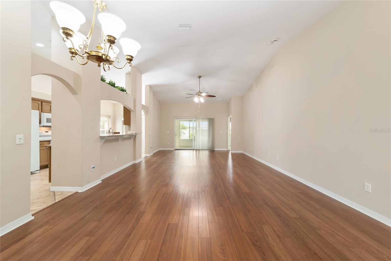 SUMMERGLEN PH 05 - Residential