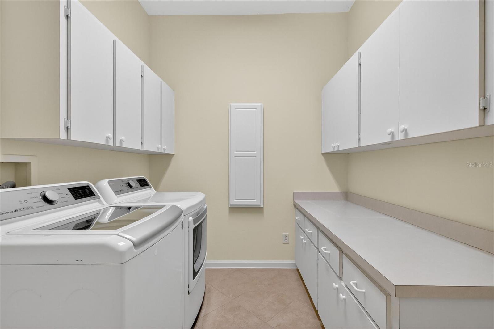 OCALA PALMS UN X - Residential