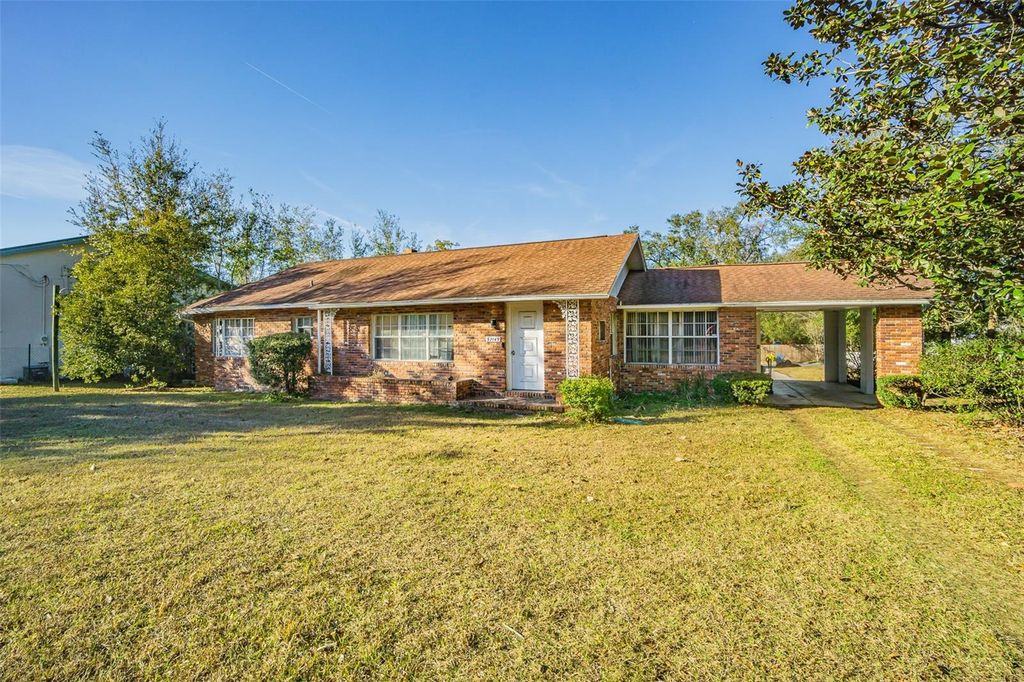 Photo of 37149 Meridian Avenue, Dade City, FL 33525 (MLS # TB8333082)