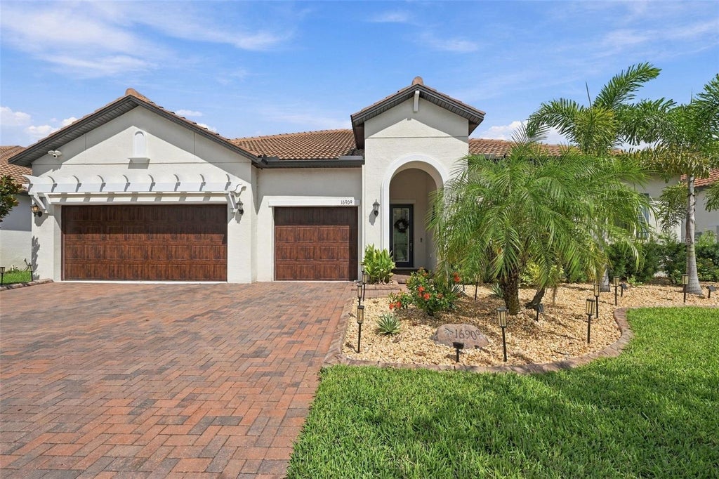 Photo of 16909 Clear Cork Drive, Wimauma, FL 33598 (MLS # TB8546289)