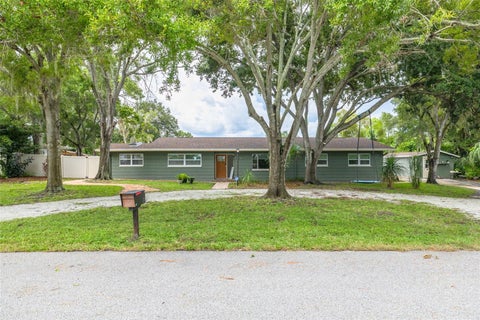 Photo of 3132 Wolfe Road, Clearwater, FL 33759 (MLS # TB8542512)
