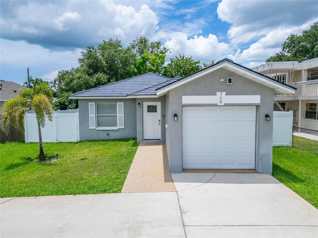 Photo of 719 58th Street S, Gulfport, FL 33707 (MLS # TB8393141)