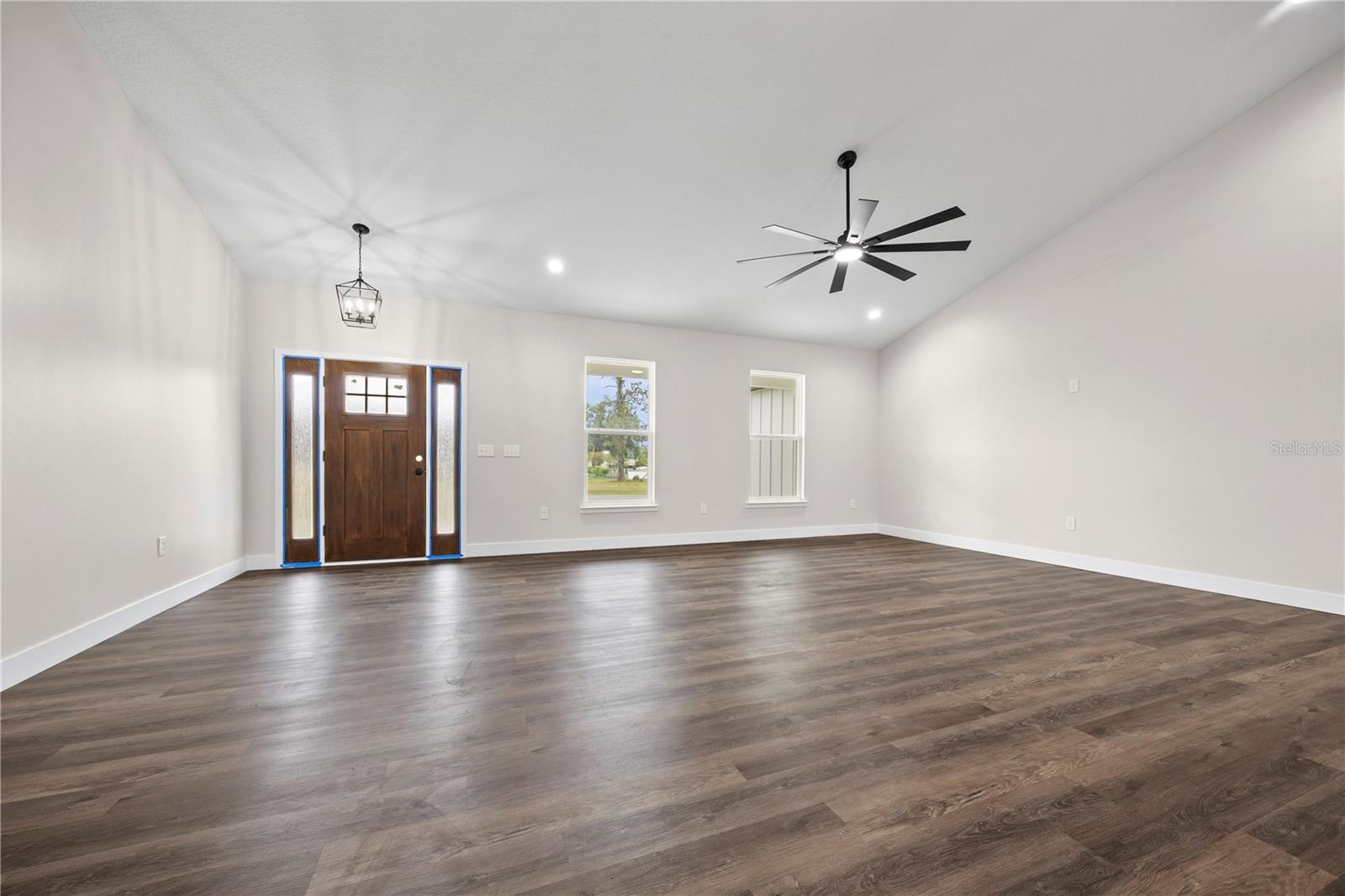 RUSSWOOD - Residential