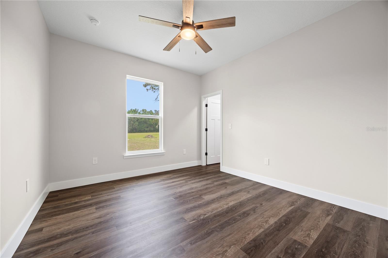 RUSSWOOD - Residential