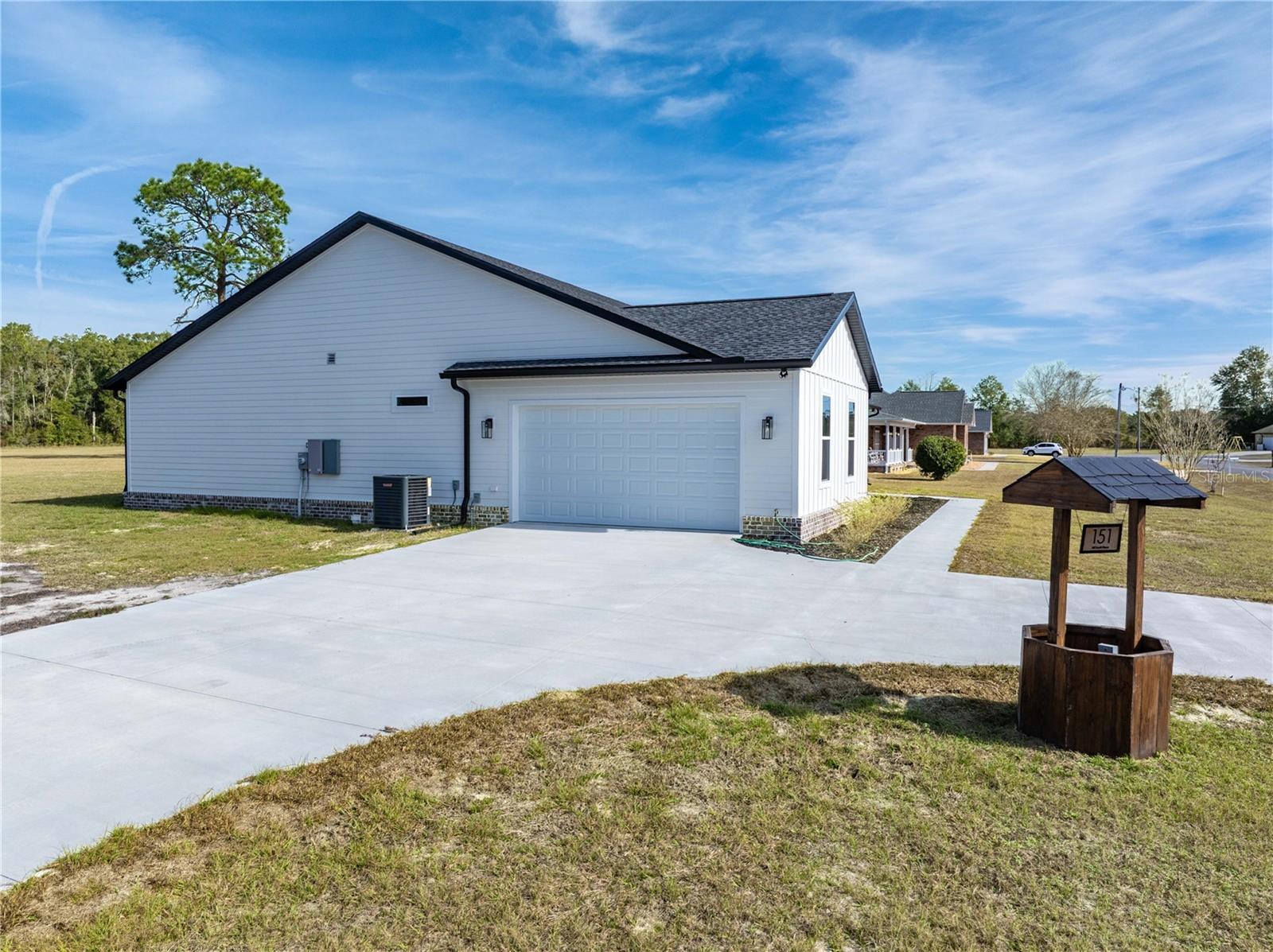 RUSSWOOD - Residential
