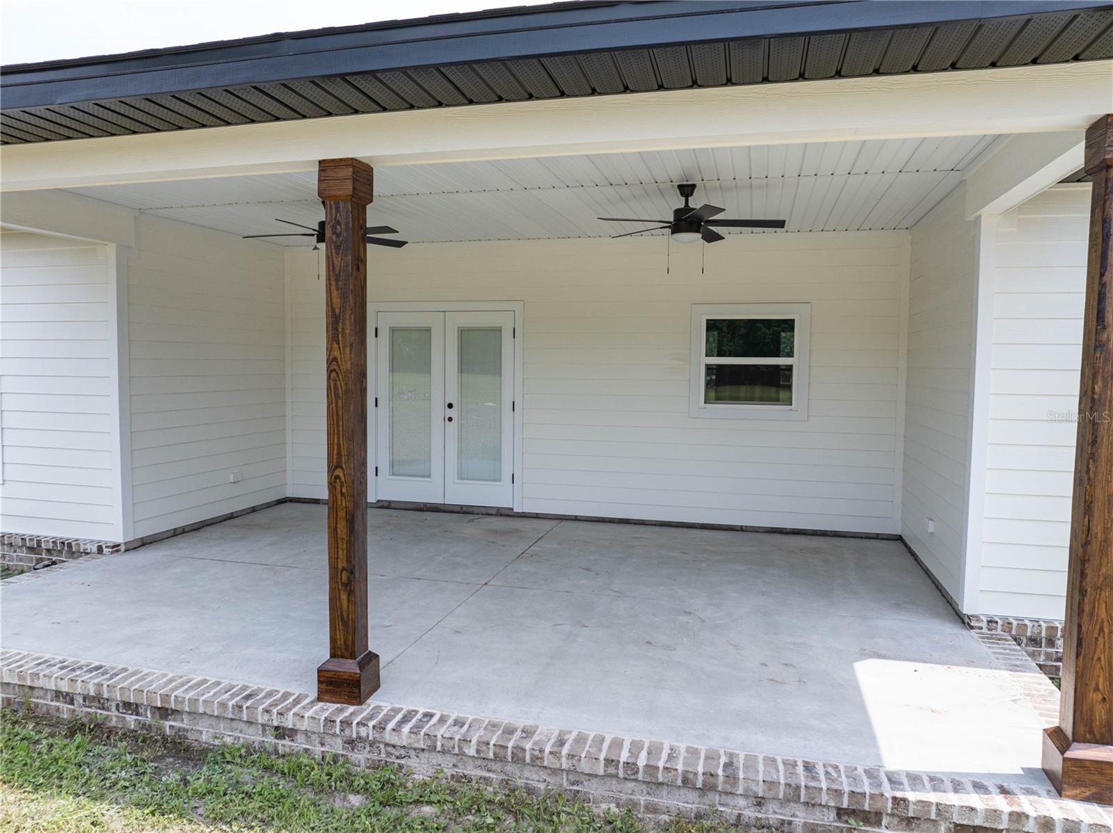 RUSSWOOD - Residential