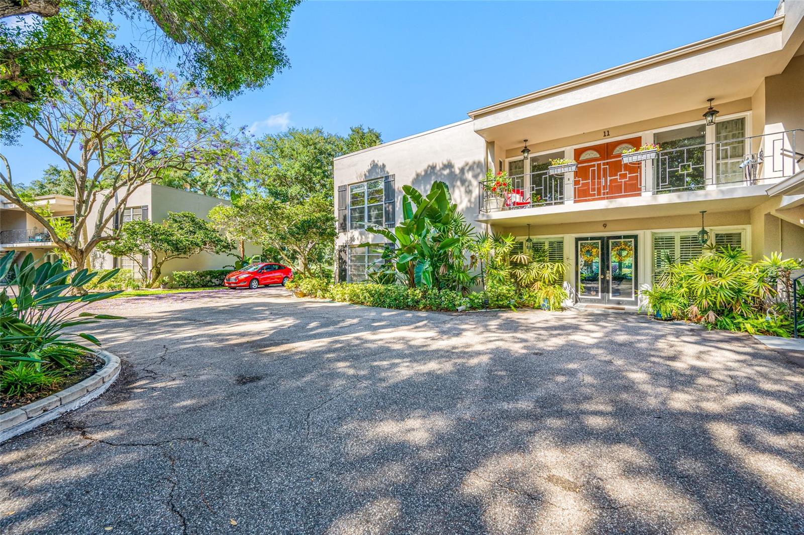 EAST BAY COUNTRY CLUB CONDO APTS - Residential