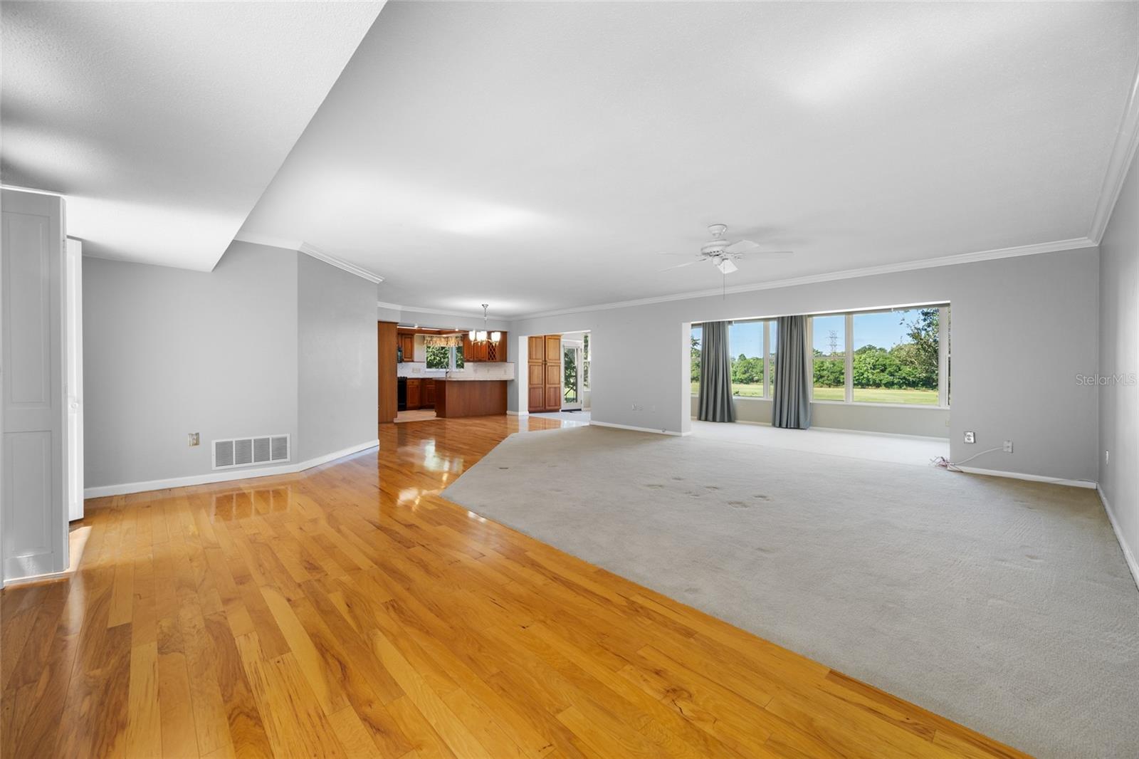 EAST BAY COUNTRY CLUB CONDO APTS - Residential