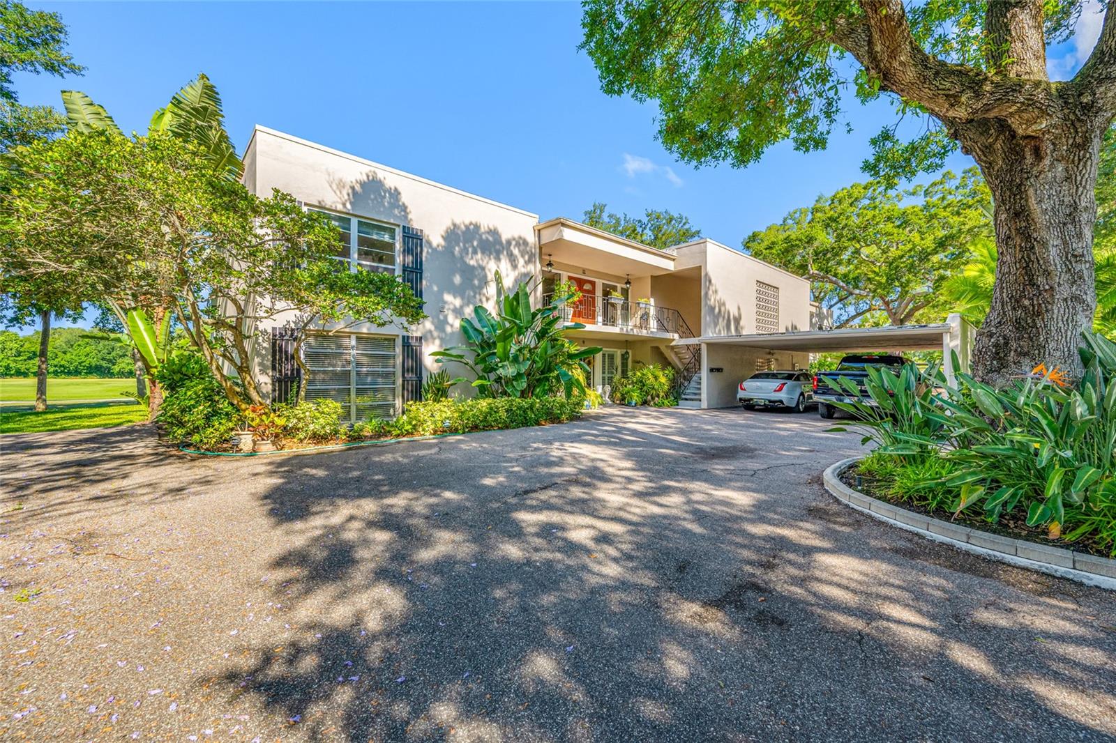 EAST BAY COUNTRY CLUB CONDO APTS - Residential