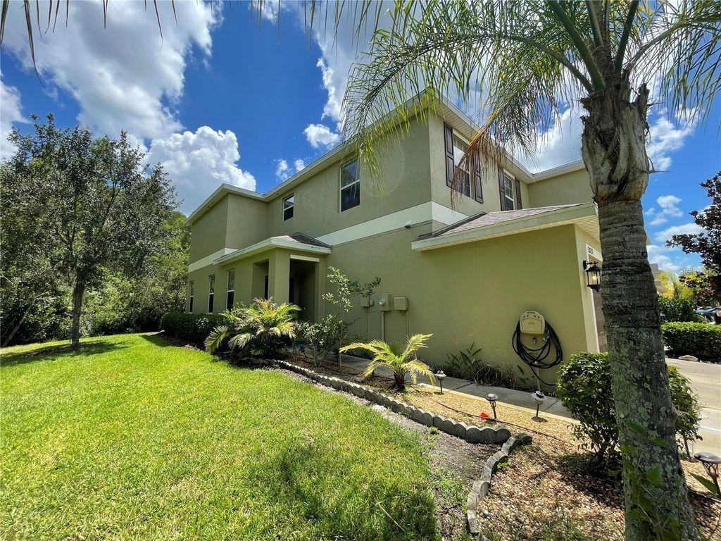 Photo of 20233 Indian Rosewood Drive, Tampa, FL 33647 (MLS # TB8433529)