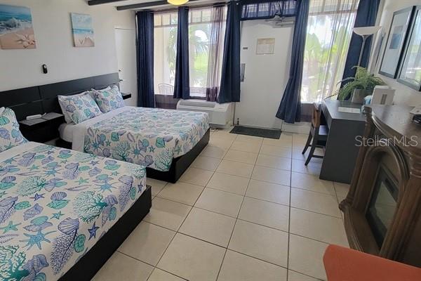 ISLAND RESORT AT MARINERS CLUB - Residential