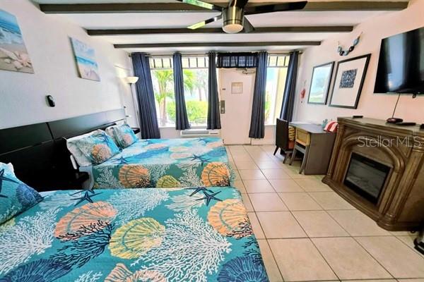 ISLAND RESORT AT MARINERS CLUB - Residential