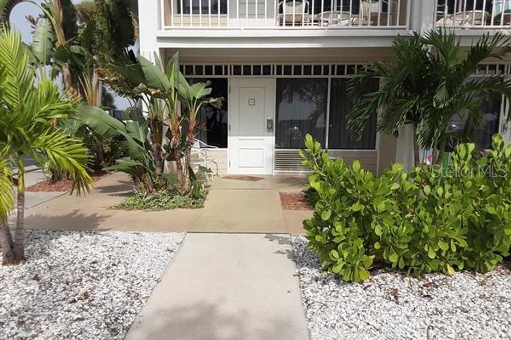 Photo of 611 Destiny Drive, Ruskin, FL 33570 (MLS # TB8435786)