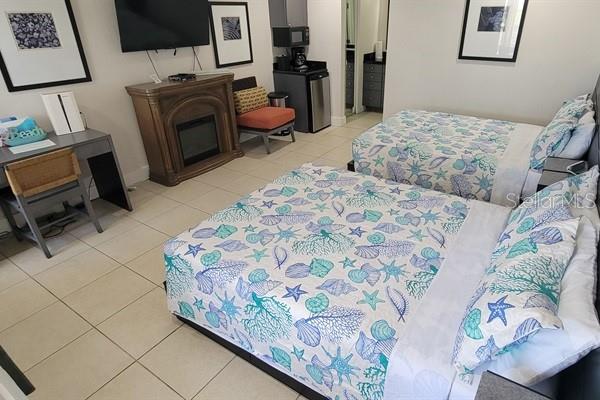 ISLAND RESORT AT MARINERS CLUB - Residential