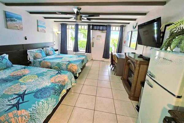 ISLAND RESORT AT MARINERS CLUB - Residential