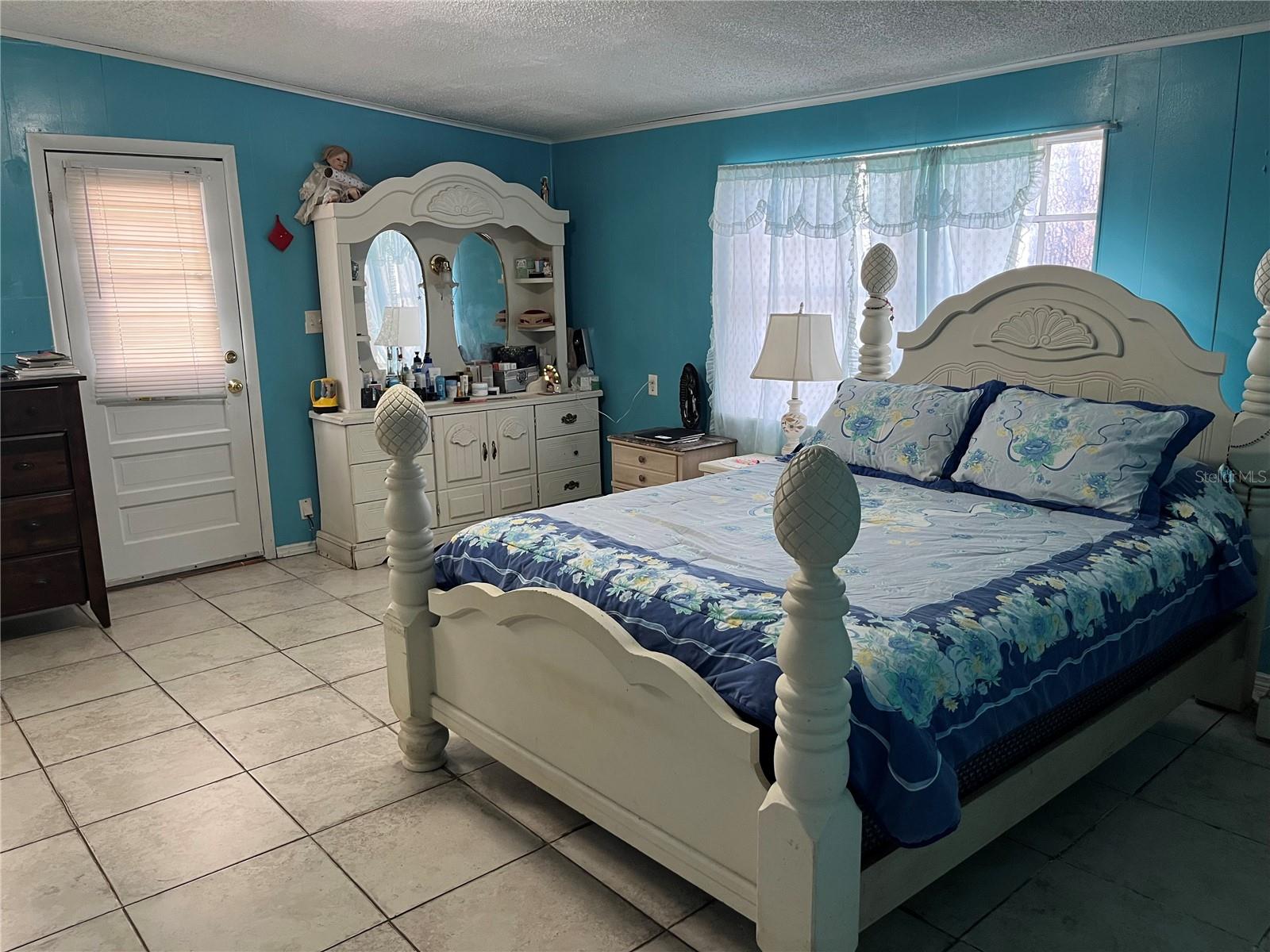 PINEVIEW - Residential