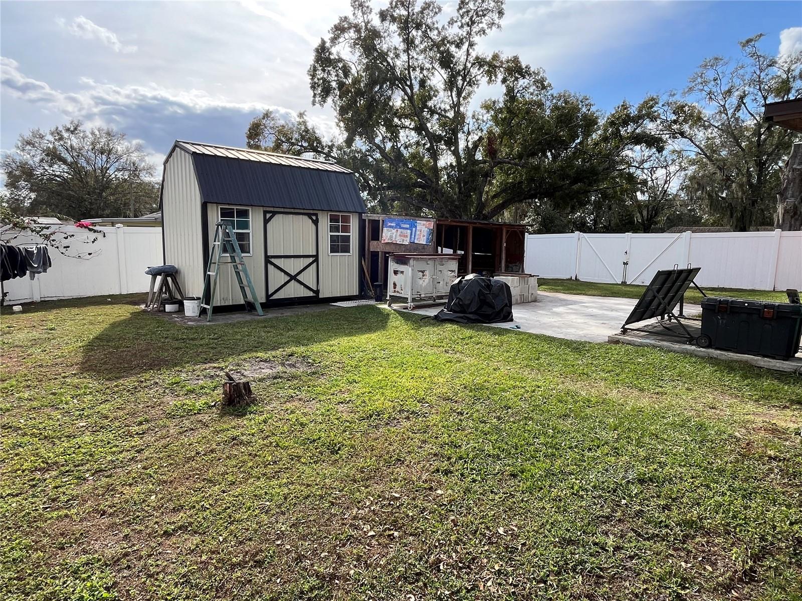 PINEVIEW - Residential