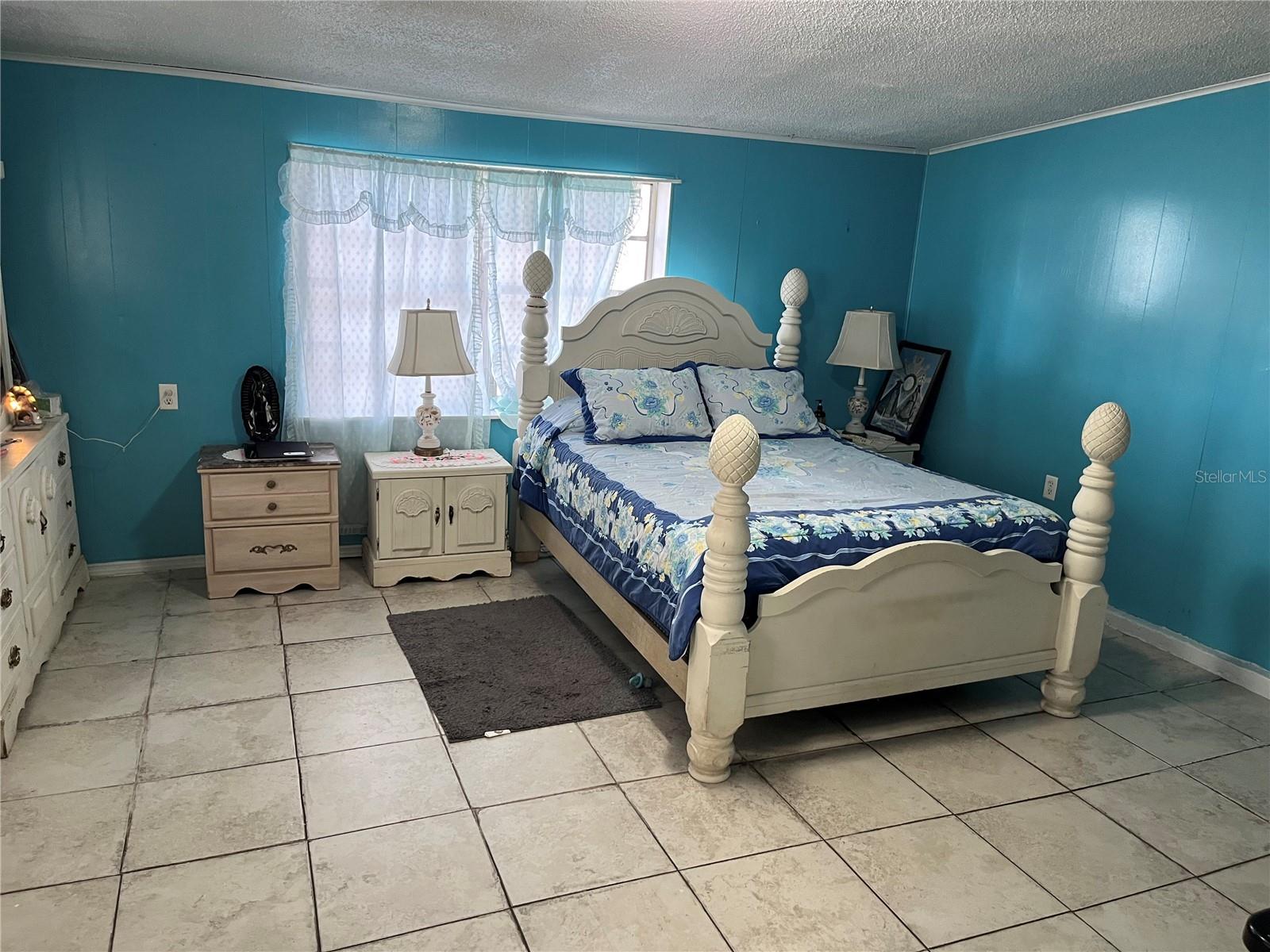 PINEVIEW - Residential